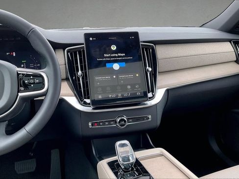New 2026 Volvo XC90 T8 Ultra w/ Protection Package Premier AWD/4WD image 7