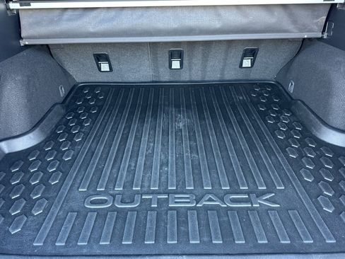 Used 2025 Subaru Outback Limited w/ Tech Package 2 AWD/4WD image 15