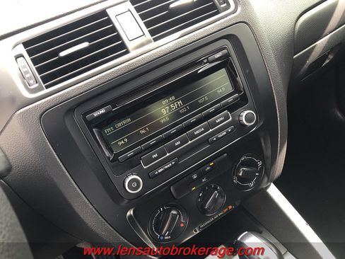 Used 2012 Volkswagen Jetta S image 14