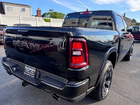New 2026 RAM 1500 4x4 Crew Cab image 8