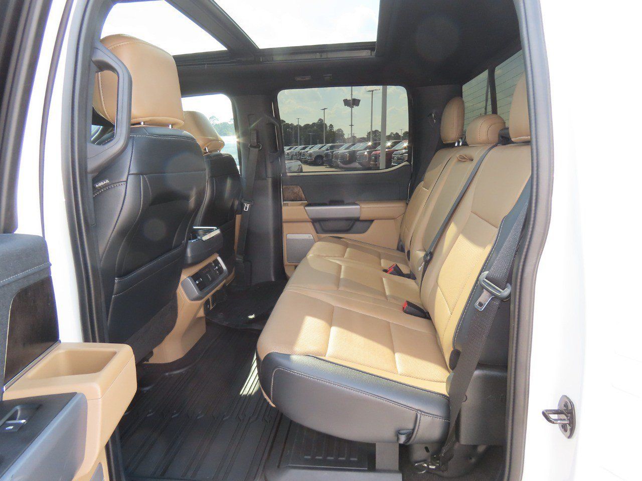 Used 2021 Ford F150 Lariat w/ Equipment Group 502A High AWD/4WD image 21
