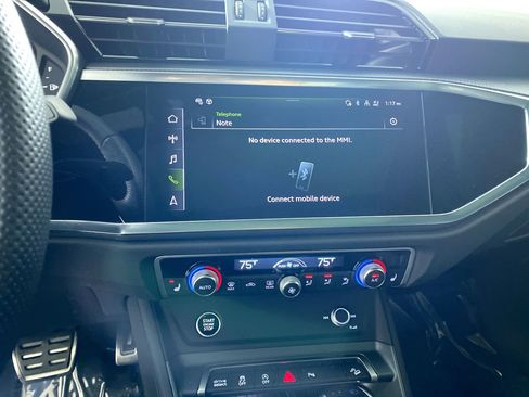 Certified 2025 Audi Q3 2.0T Premium Plus w/ Premium Plus Package image 8