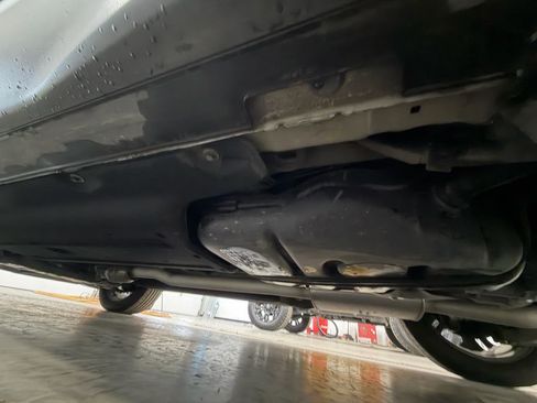 Used 2019 Hyundai Santa Fe Limited image 9