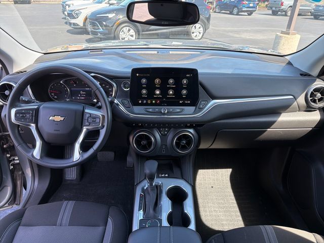 Certified 2024 Chevrolet Blazer LT w/ Convenience Package FWD image 12