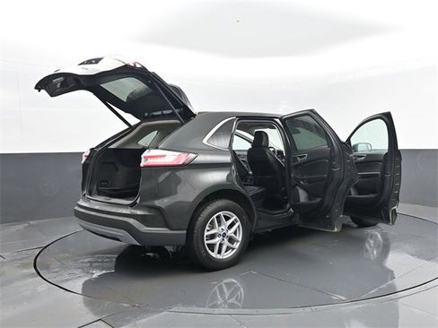 Used 2022 Ford Edge SEL w/ Convenience Package image 30