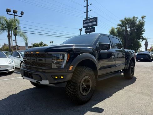Used 2021 Ford F150 Raptor w/ Equipment Group 801A High AWD/4WD image 3