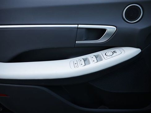 Certified 2025 Hyundai Sonata SEL image 13