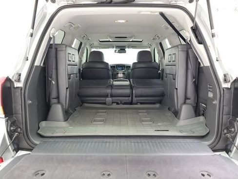 Used 2009 Lexus LX 570 4WD image 38