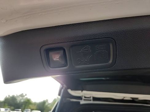 Used 2018 Ford Expedition Max Limited w/ Equipment Group 302A AWD/4WD image 43
