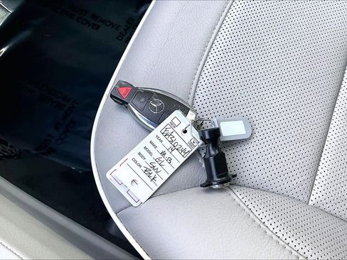 Used 2014 Mercedes-Benz GL 350 BlueTEC 4MATIC image 15