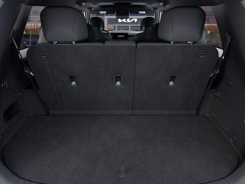 New 2027 Kia Telluride S w/ Towing Package FWD image 19