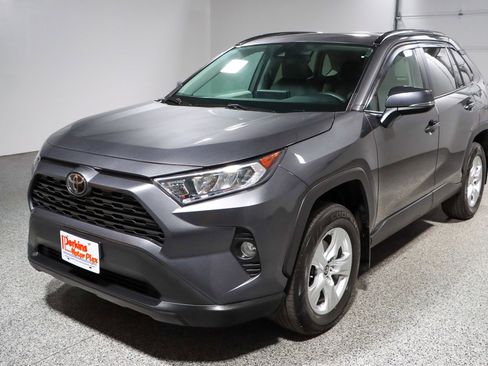 Used 2021 Toyota RAV4 XLE w/ Convenience Package AWD/4WD image 32