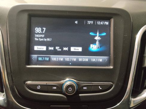 Used 2018 Chevrolet Equinox LT FWD image 25