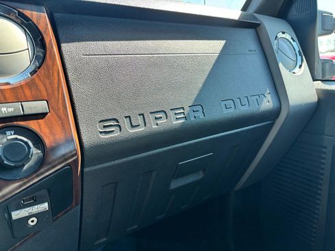 Used 2012 Ford F250 Lariat w/ Chrome Pkg AWD/4WD image 21