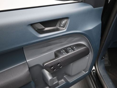 New 2026 Ford Maverick XL image 9