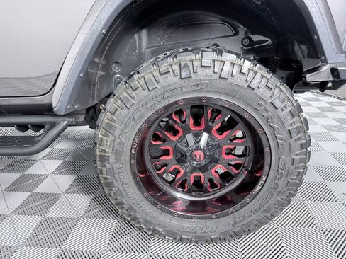 Used 2018 Jeep Wrangler Unlimited Rubicon image 29