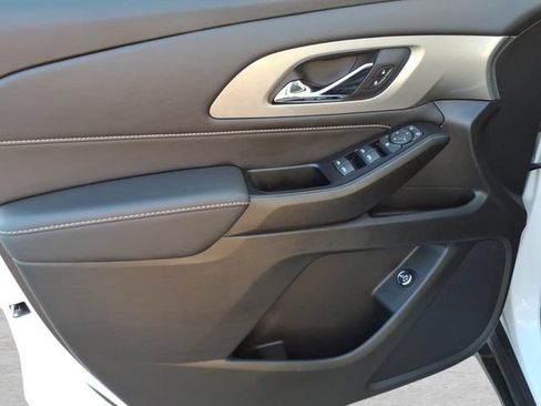 Used 2023 Chevrolet Traverse LT w/ LPO, Floor Liner Package AWD/4WD image 16