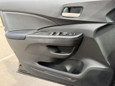 Used 2014 Honda CR-V LX image 24