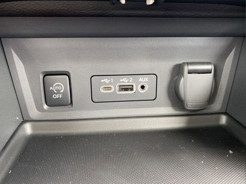 New 2025 Nissan Sentra SR w/ SR Premium Package image 21