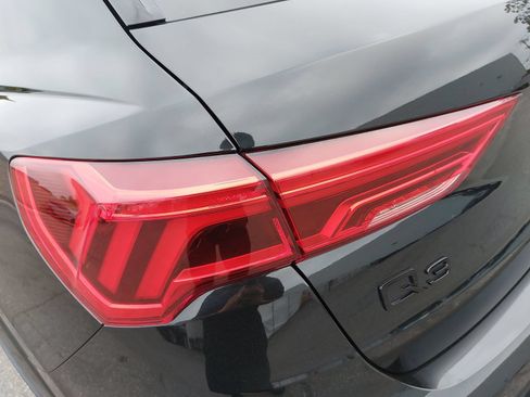 Certified 2025 Audi Q3 2.0T Premium w/ Convenience Package AWD/4WD image 38