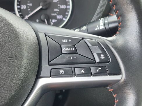Used 2023 Nissan Sentra SR w/ SR Premium Package FWD image 16