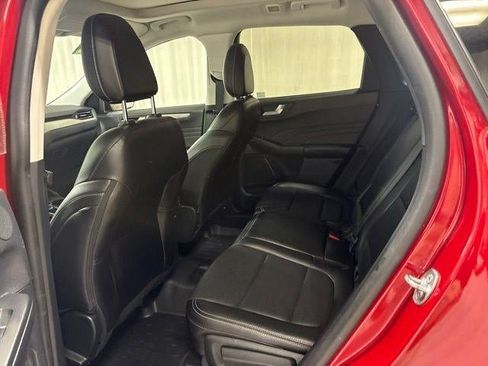 Used 2022 Ford Escape SEL w/ Technology Package AWD/4WD image 28