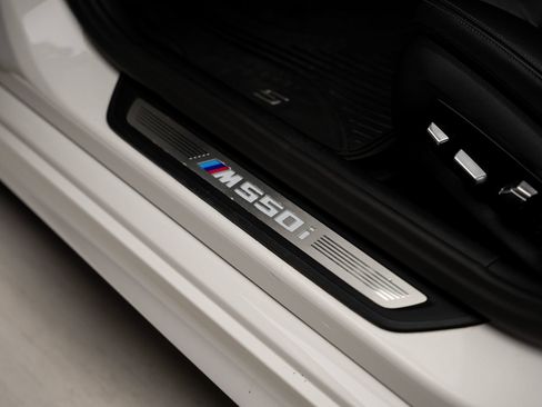 Used 2023 BMW M550i xDrive AWD/4WD image 58