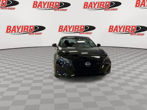 Used 2026 Nissan Altima 2.5 SR FWD image 3