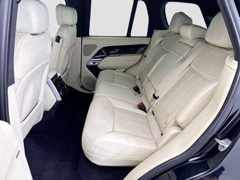 Certified 2023 Land Rover Range Rover SE AWD/4WD image 20