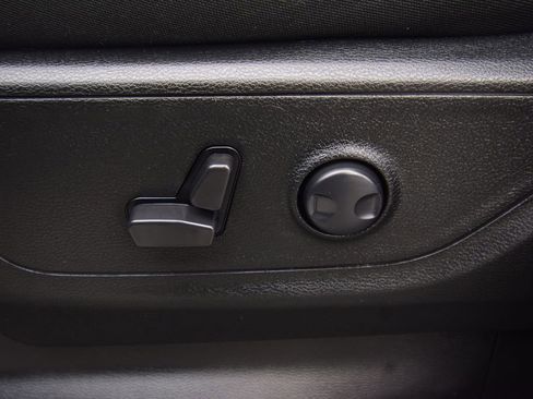 Used 2023 RAM 1500 Big Horn image 28