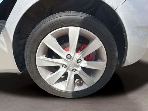 Used 2013 Hyundai Accent SE FWD image 21