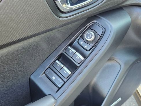 Certified 2025 Subaru Crosstrek 2.5i Limited w/ Crosstrek Mirror Package AWD/4WD image 22