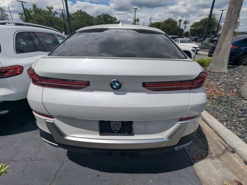 Used 2022 BMW X6 xDrive40i w/ Premium Package image 18