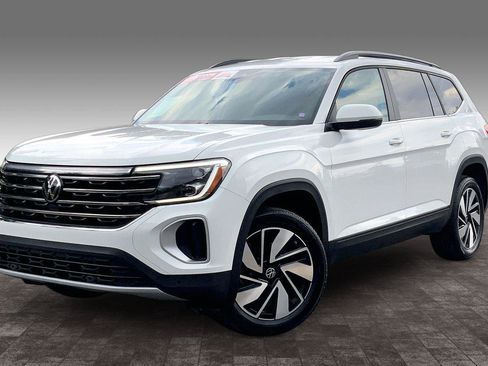 Used 2024 Volkswagen Atlas SE AWD/4WD image 1