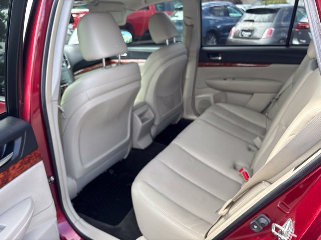Used 2011 Subaru Outback 3.6R Limited AWD/4WD image 16