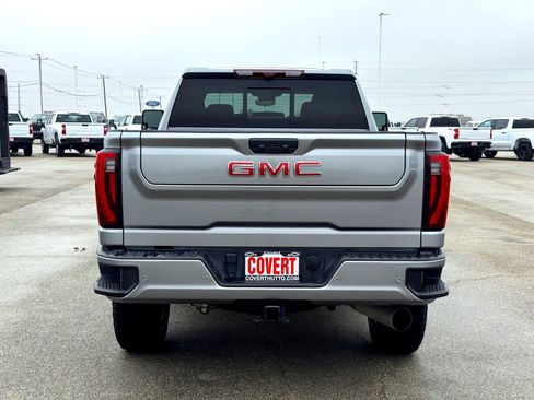 Used 2024 GMC Sierra 2500 Denali w/ Denali Reserve Package image 8