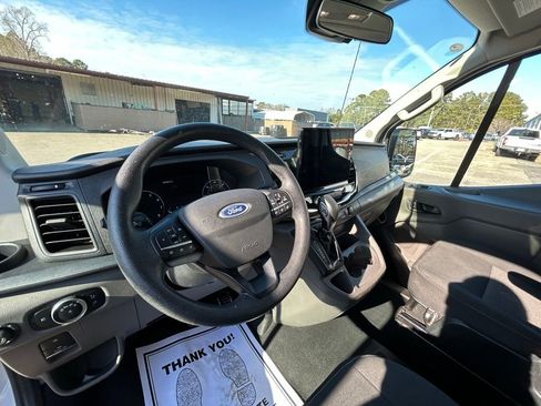 Used 2023 Ford Transit 350 XLT image 2