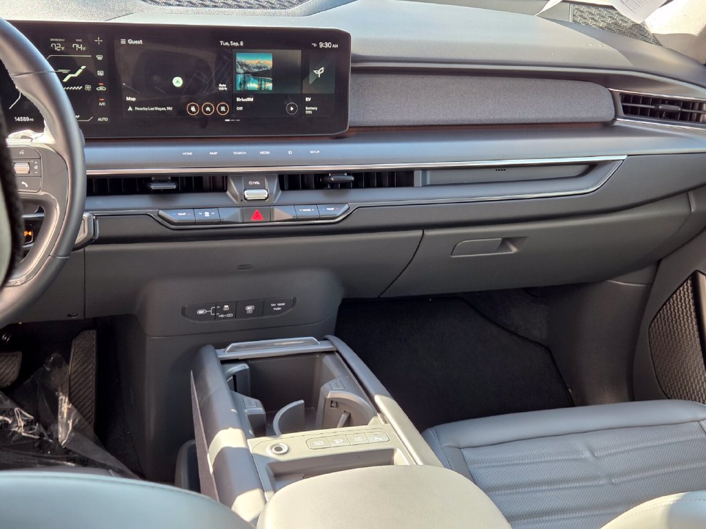 Used 2024 Kia EV9 Land AWD/4WD image 18