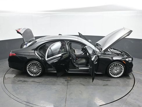 Used 2022 Mercedes-Benz S 580 4MATIC Sedan image 48
