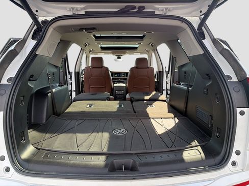 Used 2020 Buick Enclave Avenir w/ Avenir Technology Package image 19