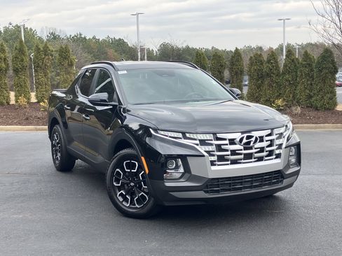 Used 2022 Hyundai Santa Cruz SEL w/ Activity Package image 2