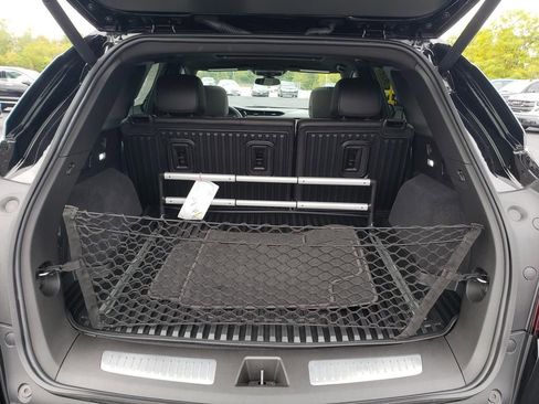 Used 2025 Cadillac XT5 Premium Luxury image 7