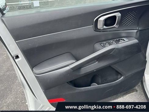 Certified 2026 Kia Sorento S FWD image 14