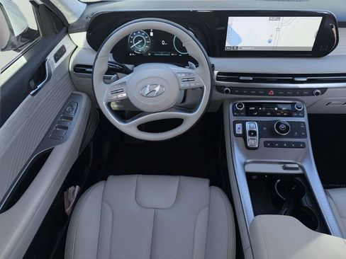 Used 2024 Hyundai Palisade Calligraphy image 14
