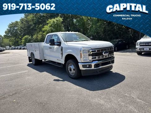 New 2026 Ford F350 XL w/ XL Chrome Package AWD/4WD image 2