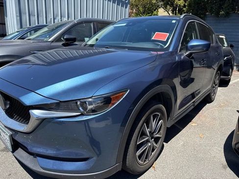 Used 2018 MAZDA CX-5 Touring w/ Preferred Equipment Package AWD/4WD image 2