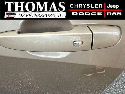 Used 2023 Chevrolet Malibu LT FWD image 23