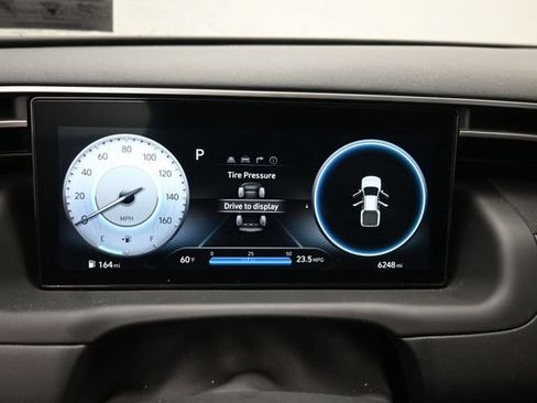 Used 2024 Hyundai Santa Cruz Limited AWD/4WD image 16