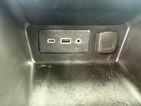 Used 2018 GMC Terrain SLE FWD image 12