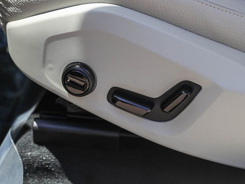 New 2025 Volvo XC60 T8 Plus w/ Protection Package Premier image 23